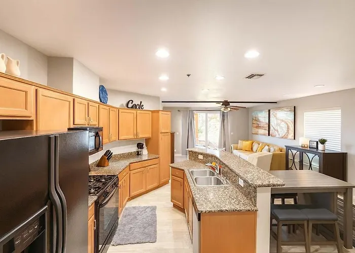 Luxe Lakeview - Hot Tub - Mountain Serenity Villa Lake Havasu City