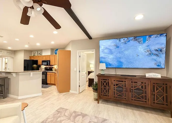 Villa Luxe Lakeview - Hot Tub - Mountain Serenity Lake Havasu City